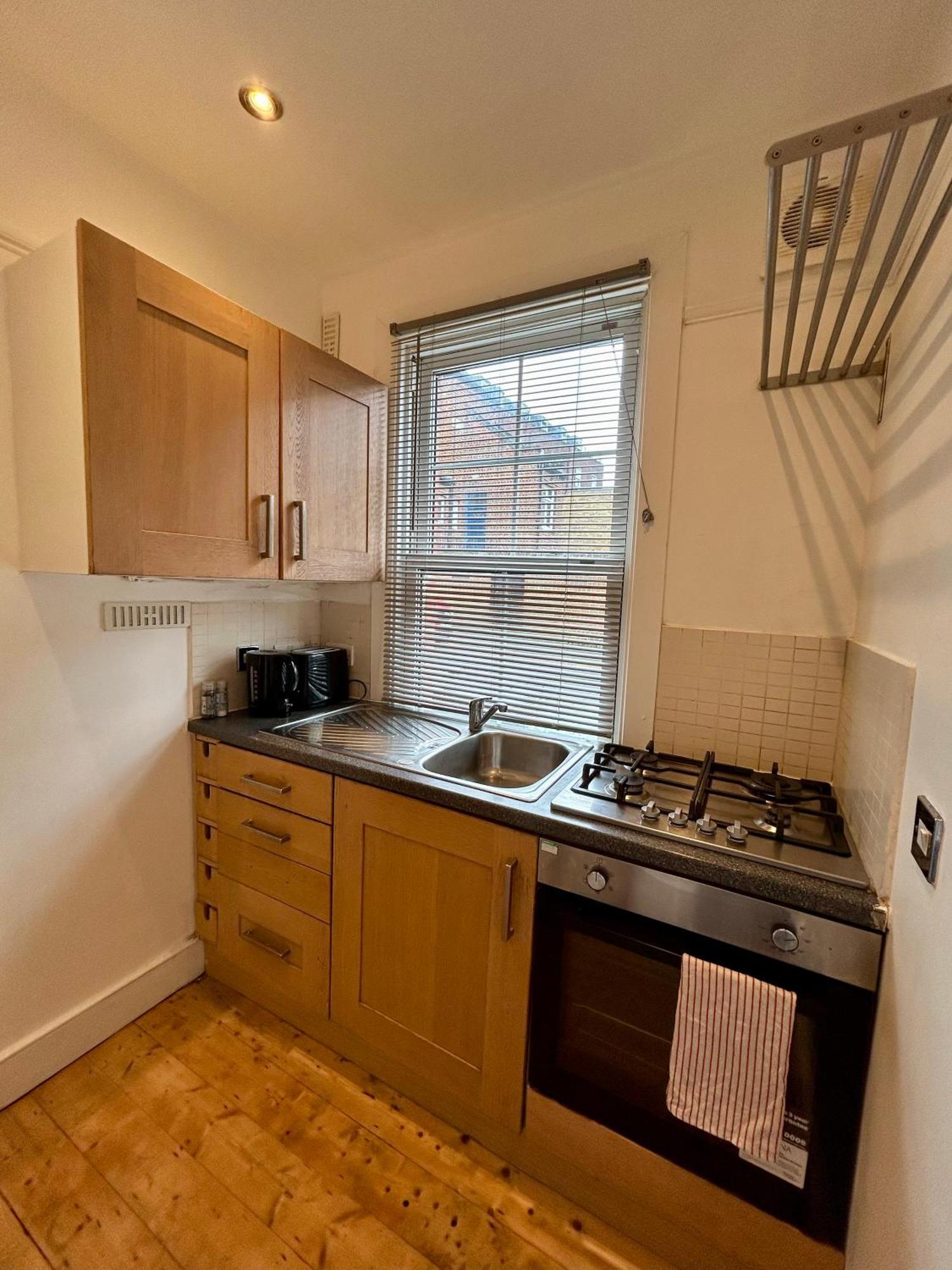 Spacious Battersea Rooms And Apartments Londra Oda fotoğraf
